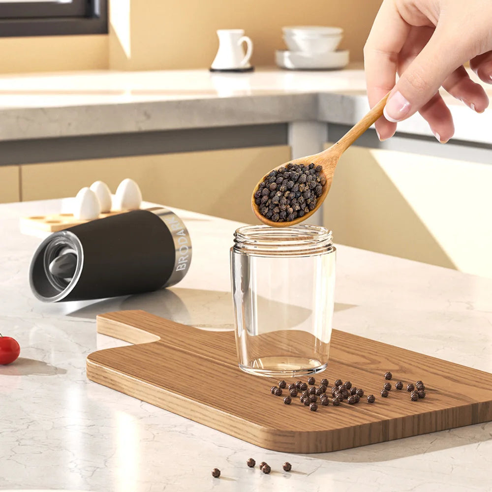 Gravity Electric Salt And Pepper Grinder Set, Battery Powered LED Light One HandAutomatic Operation